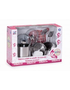 pentole-metallo-in-cucina